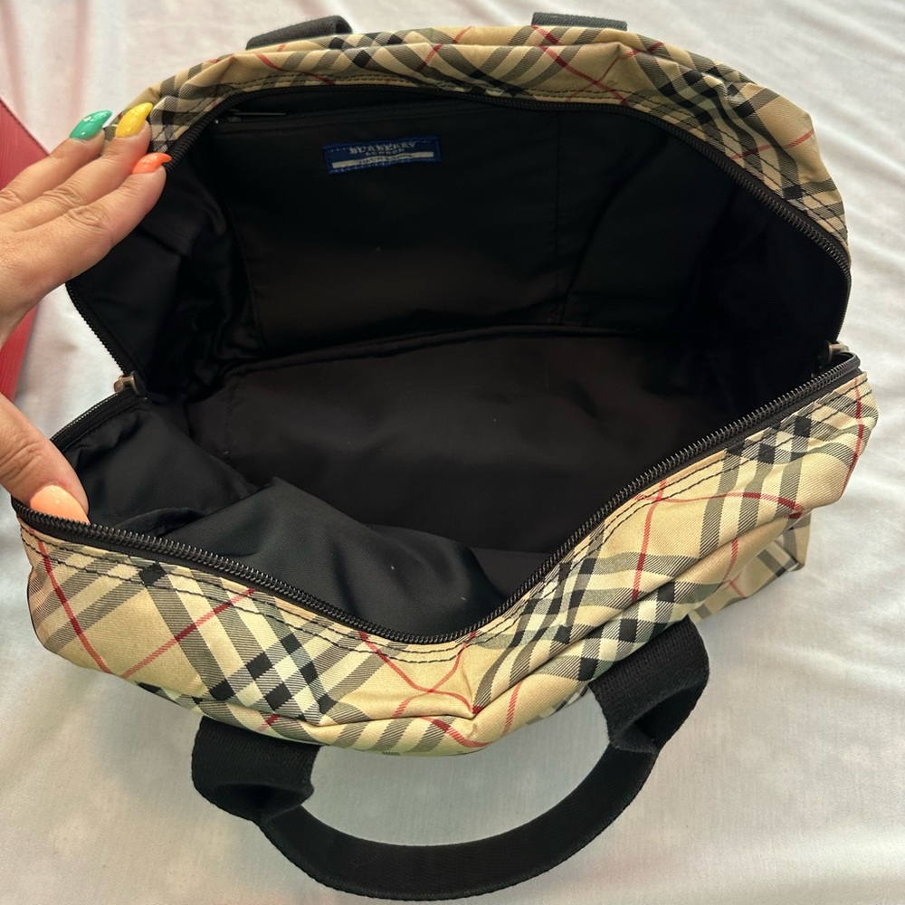 Authentic Burberry - image 8